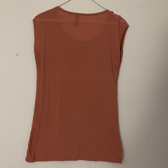 Shirt 👚 - Picture 4 of 5